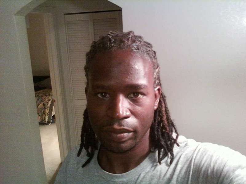 Date this voluptuous United States man Omar from Sacramento US6158