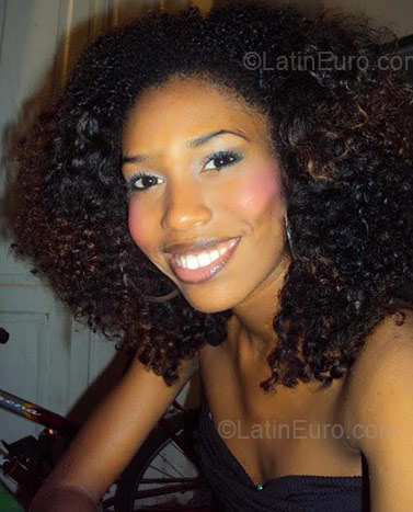 Date this fun Brazil girl Sissa from Rio De Janeiro BR4621