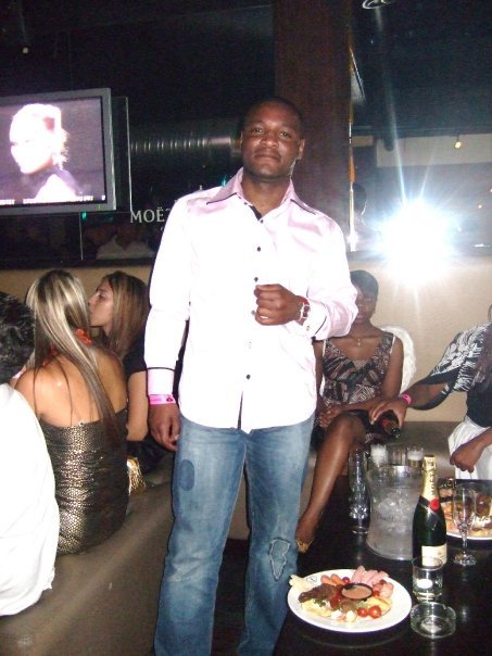 Date this sensual France man ERIC from Paris And New York FR89