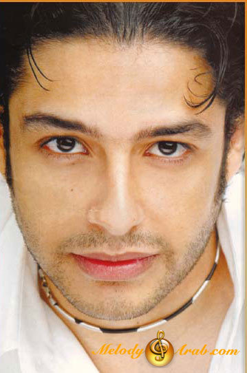 Date this stunning Egypt man Emirson2000 from Cairo EG17