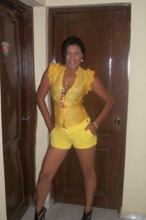Date this delightful Dominican Republic girl FiorDaliz from Santiago DO4431