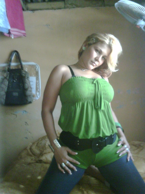 Date this young Dominican Republic girl Yessy from Santiago DO4454