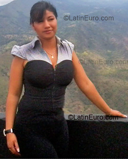 Date this delightful Colombia girl Alejandra from  CO4393