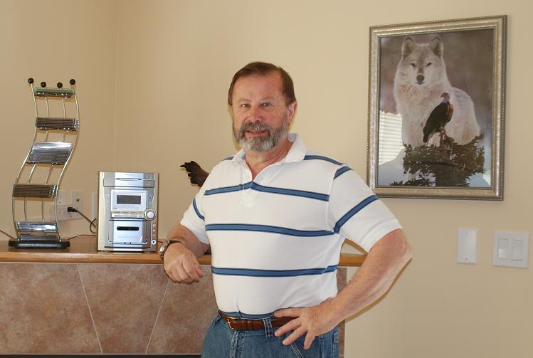 Date this fun United States man Dirk from Richland US6330