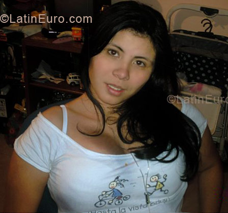 Date this tall Colombia girl Jesica from Bogota CO4441