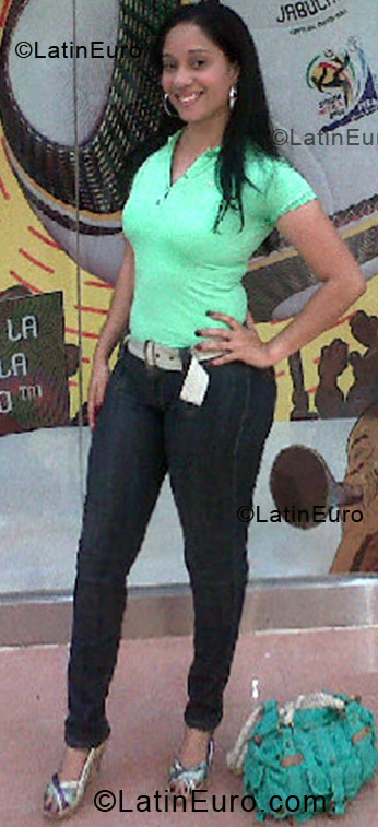 Date this hot Dominican Republic girl Mariam26 from Santiago DO5943