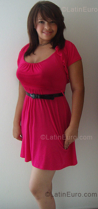 Date this athletic Dominican Republic girl Ana Karina from Santo Domingo DO4563