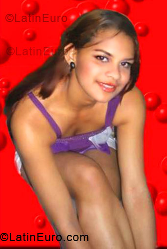 Date this stunning Dominican Republic girl Vianna vanessa from Santiago DO4566