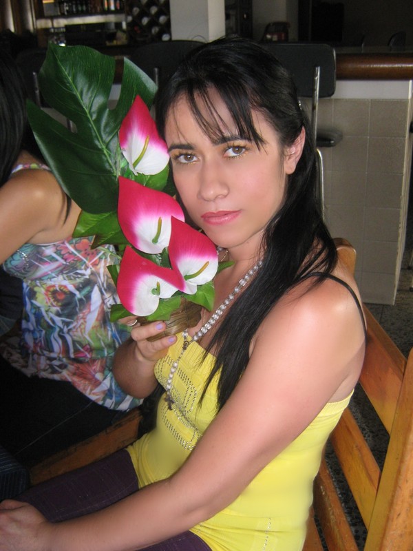 Date this sensual Colombia girl Patricia from Medellin CO4475