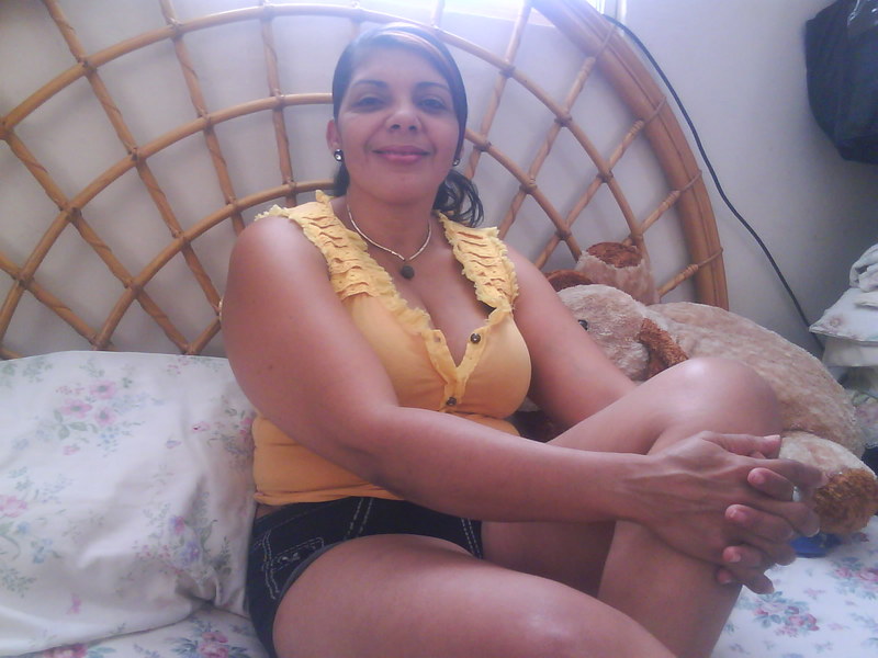 Date this exotic Dominican Republic girl Mildred guzman from Santiago DO4625