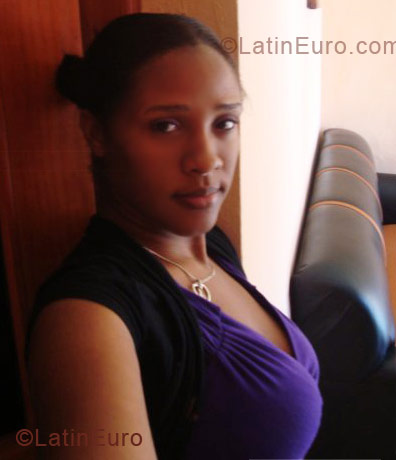 Date this good-looking Dominican Republic girl Anna margareth from San Pedro De Macoris DO4648