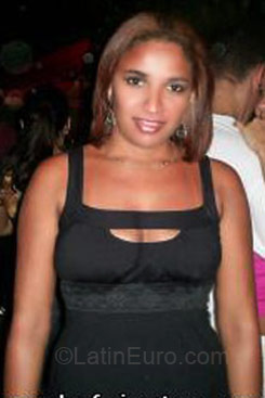Date this sultry Brazil girl Andreia from Fortaleza BR3297
