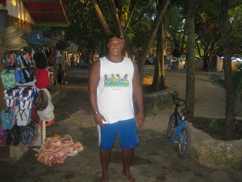 Date this young United States man JaveryDR from Boston US6579