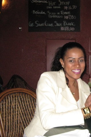 Date this attractive Brazil girl Simone from Rio De Janeiro BR3303