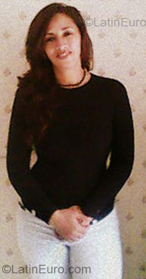 Date this beautiful Colombia girl Martha from Bogota CO4593