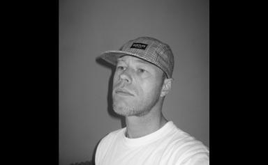 Date this charming Netherlands man Willem from Amsterdam NL121