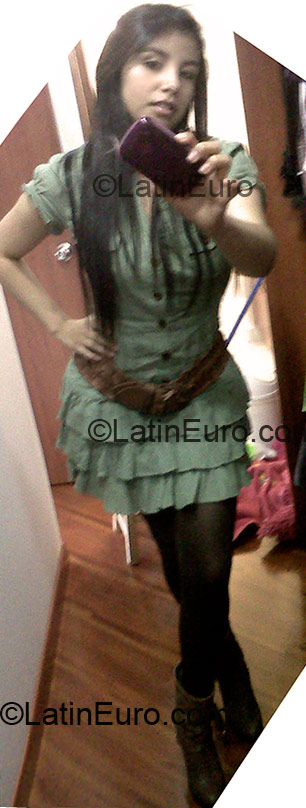 Date this gorgeous Colombia girl Tatiana from Bogota CO6832