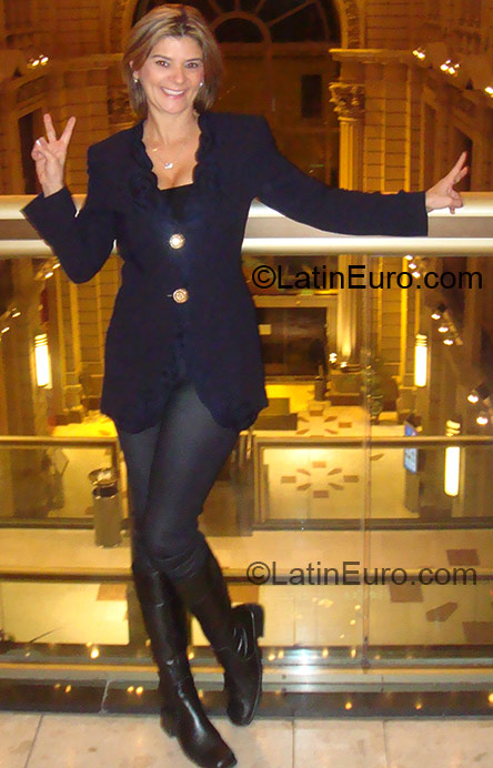 Date this sensual Brazil girl Maria from Fortaleza BR3368