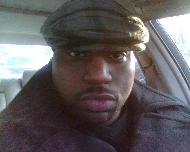 Date this hard body United States man PRETTYTOESLOVER from Washington,dc US6831