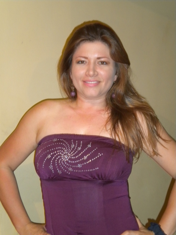 Date this good-looking Colombia girl Jen9 from Cali CO4691