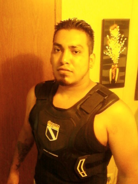 Date this foxy United States man Joshua from San Benito US6842