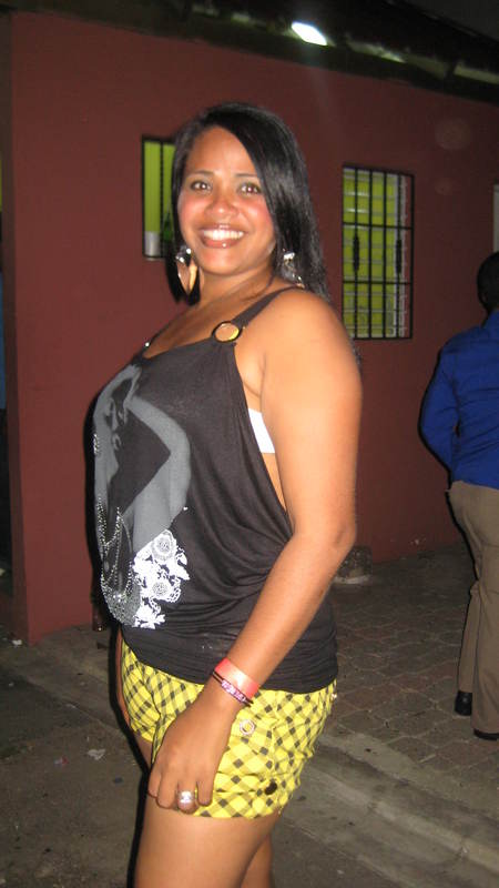 Date this good-looking Dominican Republic girl Diana Victoria from Navarrere Santiago DO4864