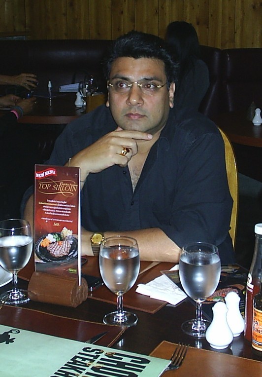 Date this voluptuous New Zealand man Riaz from Auckland NZ17