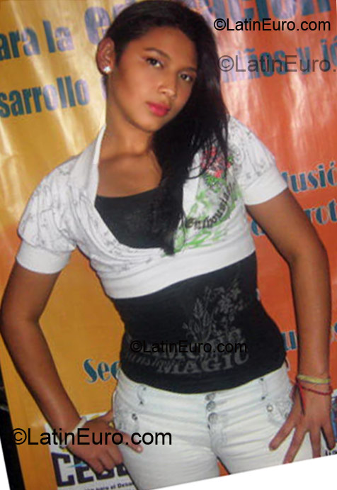 Date this tall Colombia girl Laeidy from Cali CO6672