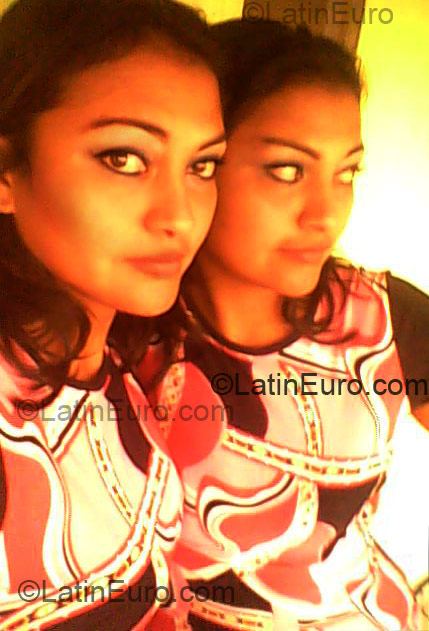 Date this happy Colombia girl Patricia from Bogota CO6518