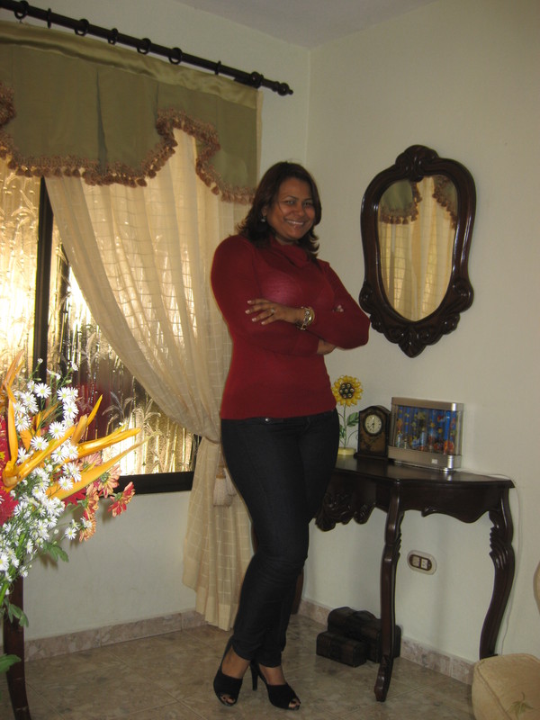 Date this funny United States girl Amiris from Connecticut DO4935
