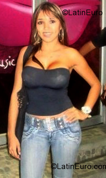 Date this good-looking Colombia girl Katerina from Neiva CO4830