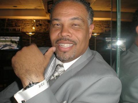 Date this attractive United States man Deanno from Los Angeles US7232