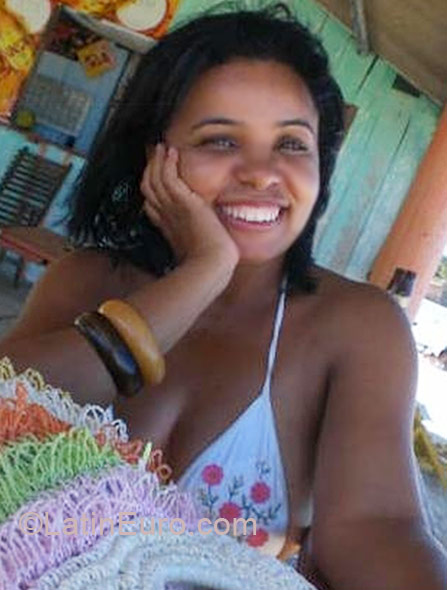 Date this passionate Brazil girl Betina from Ilhéus BR3503