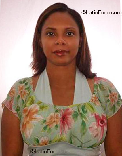 Date this gorgeous Brazil girl Keyla Christina from Sao Paulo BR3534