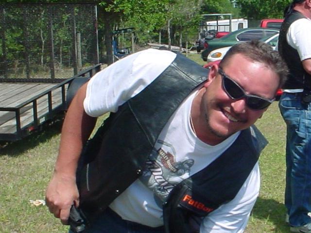 Date this tall United States man Jfq890 from Corunna US7271
