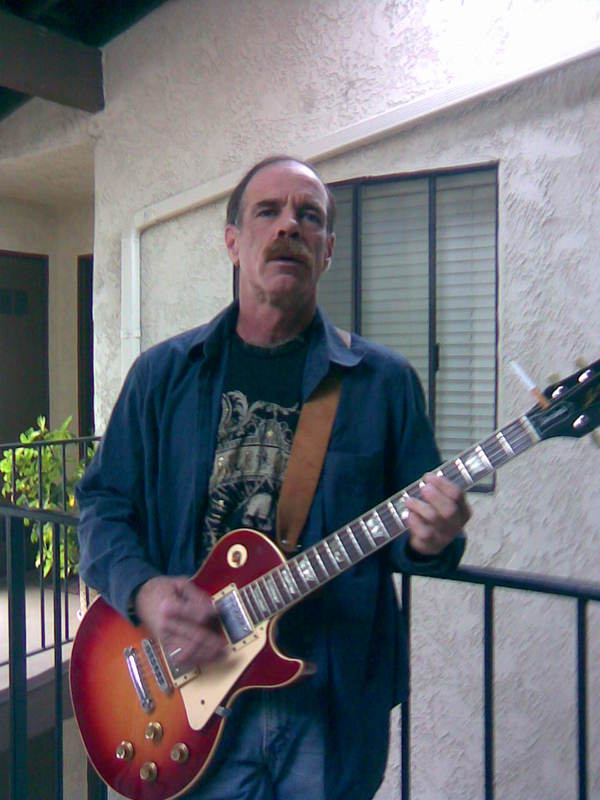 Date this beautiful United States man Kk6931 from Oxnard US7319