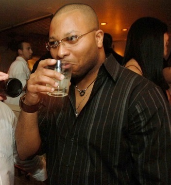 Date this sensual United States man Omar from Chicago BR3572