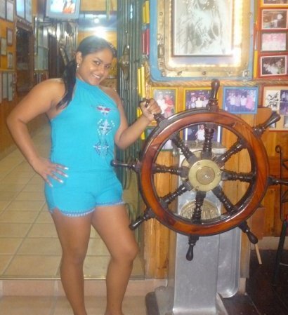 Date this voluptuous Colombia girl Marilene from Cali CO4969