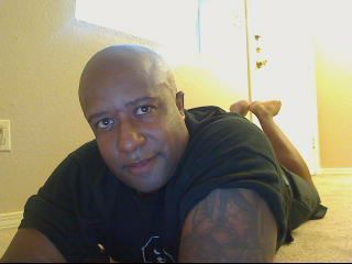 Date this stunning United States man Tallgesse from El Paso US7402