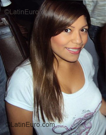 Date this fun Colombia girl Johanna from Pereira CO4999