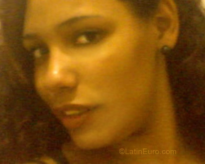 Date this passionate Colombia girl Luna from Bogota CO5057