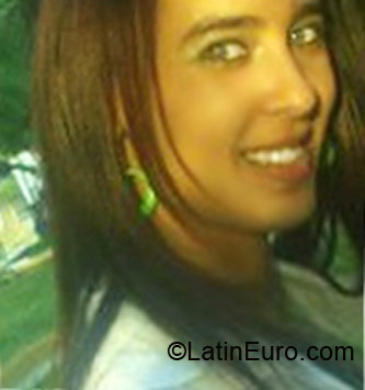 Date this good-looking Dominican Republic girl Kathleen from Bonao DO5144