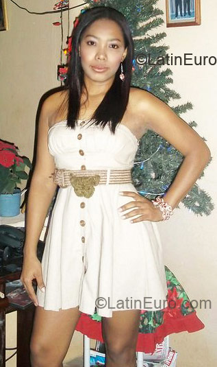 Date this young Colombia girl Yeimy from monteria, cordoba CO5086