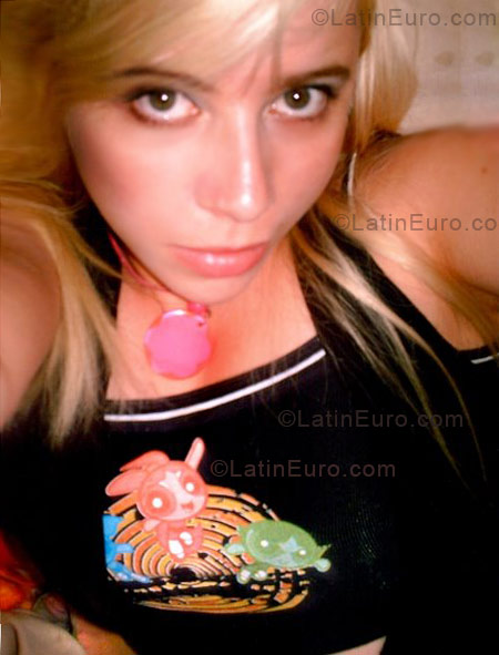 Date this stunning Brazil girl Emmanuelle from Juiz De Fora BR4476