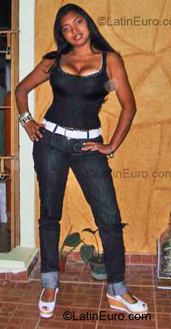Date this beautiful Dominican Republic girl Rosmery from Santiago DO5187