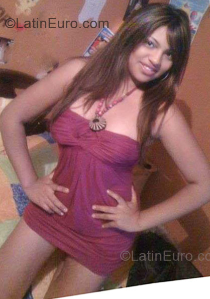 Date this hot Ecuador girl Lizbeth Marcela from Ambato EC34