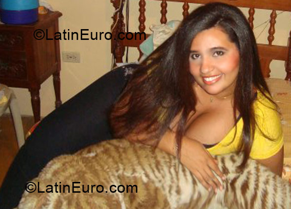 Date this delightful Colombia girl Lirana from San juan Del Cesar CO5203