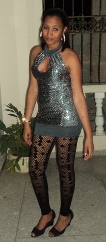 Date this gorgeous Dominican Republic girl Helen Peralta from Santiago. R.d DO5245