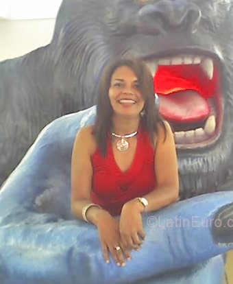 Date this passionate Colombia girl Luz Elena from Barranquilla CO8730