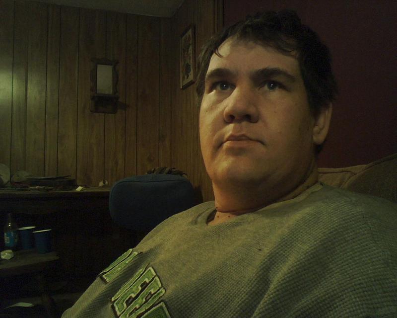 Date this delightful United States man Aaron from Osage City US7738